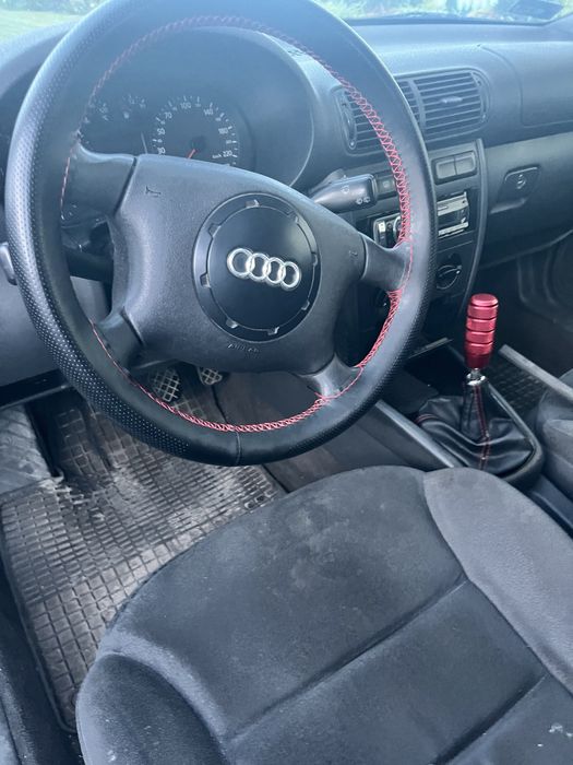 Na części Audi A3 8L 1.9 TDI LZ5K-,maska,lampy,drzwi,fotele,inne