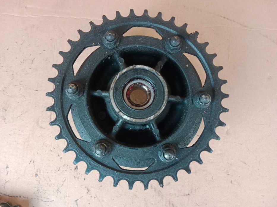 Kawasaki ZR7S 750 Napęd Zbierak Zębatka Przód Tył Łańcuch Gumy 99-05