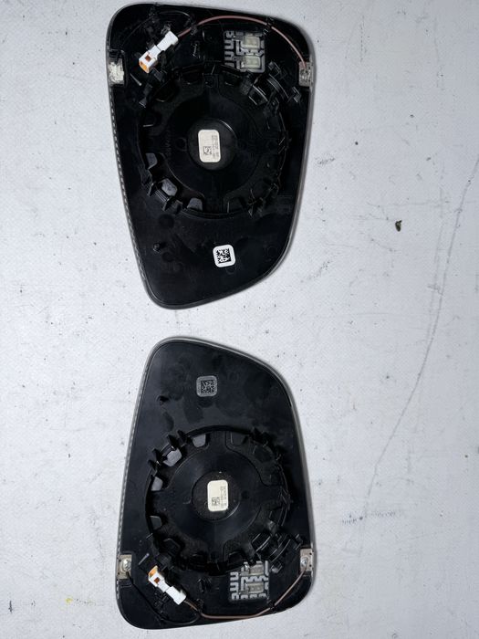 Зеркальный элемент Tesla Model S европа 2012-2020