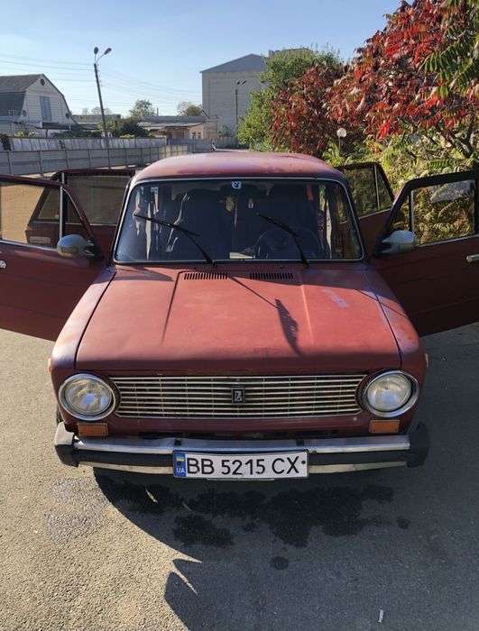 Продам ваз 21011
