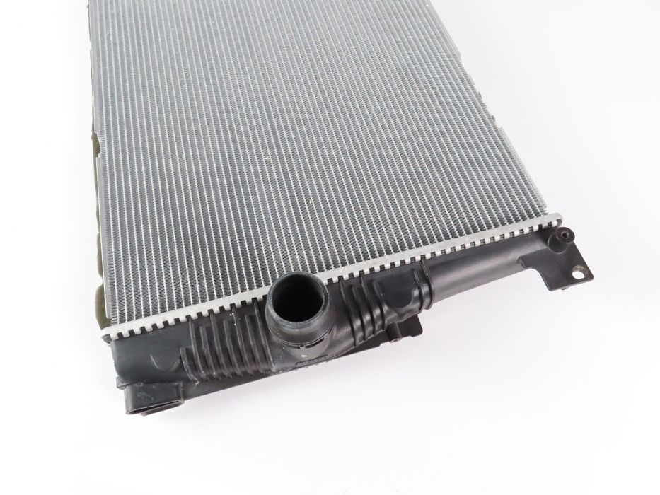 Radiador De Água Bmw 5 Ref: 17118672014 / 7618766
