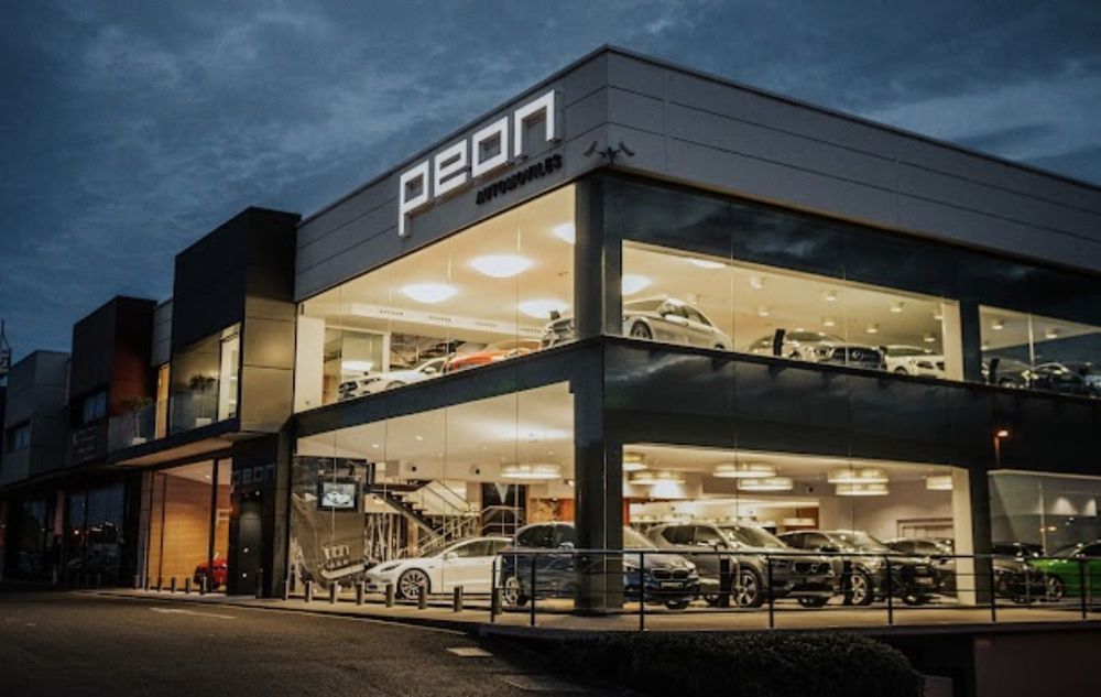 Peon Automoviles top banner