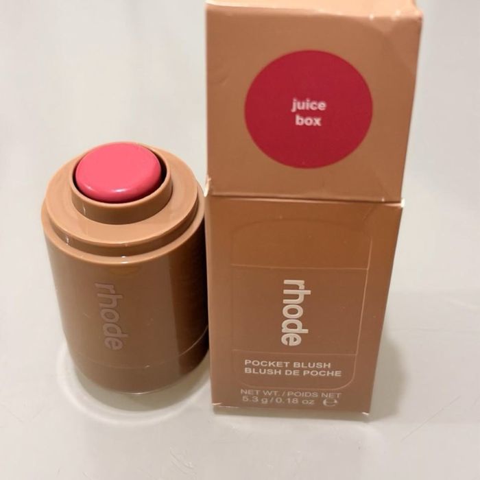 Róż rhode juice box