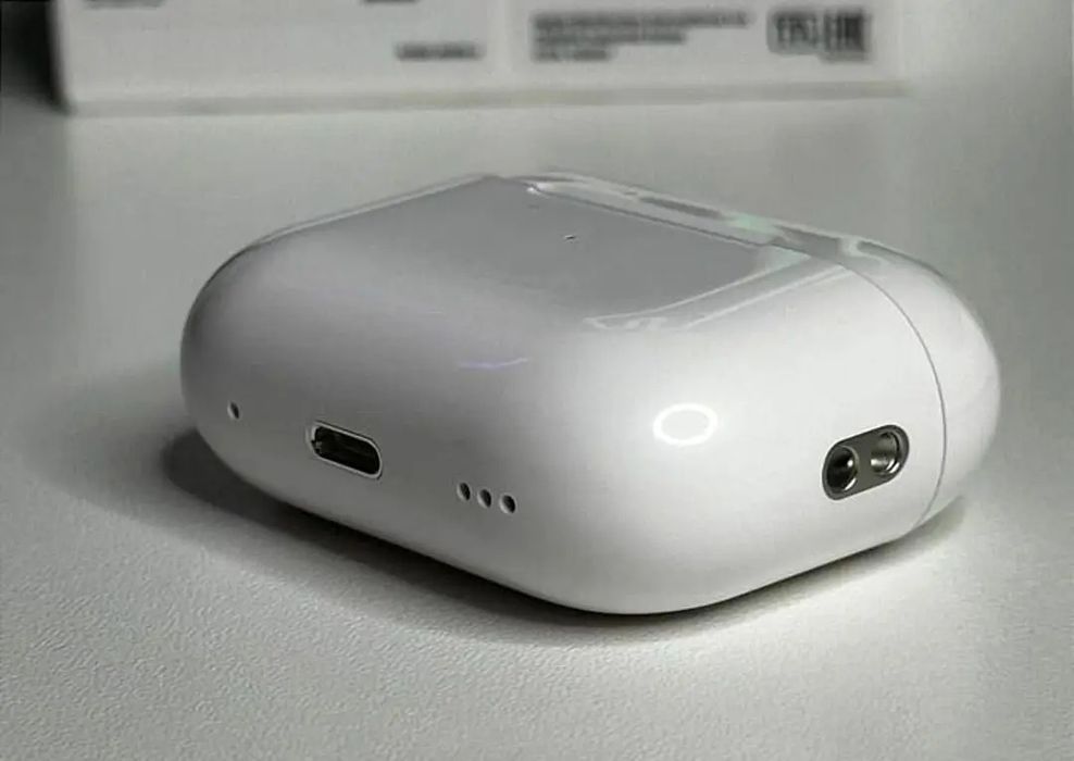 Навушники AirPods pro