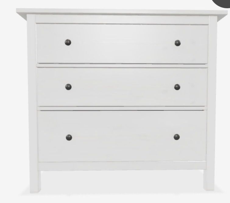 Cómoda HEMNES 3 gavetas