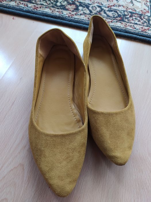 Baleriny zamszowe 38