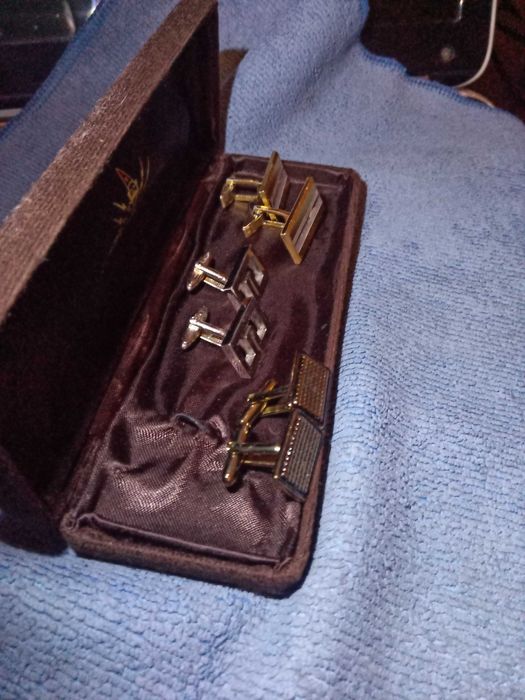 Запонки СССР три пары.