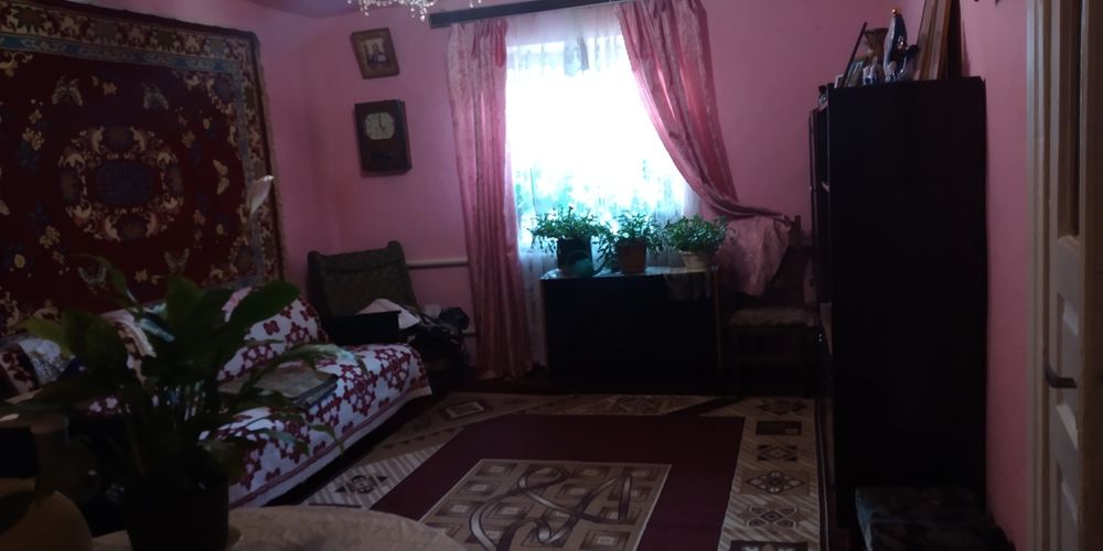 Продається будинок+земельна ділянка район Виставка