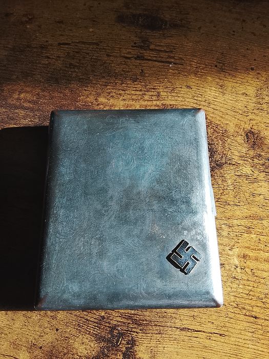 WW2 Niemiecka papierośnica