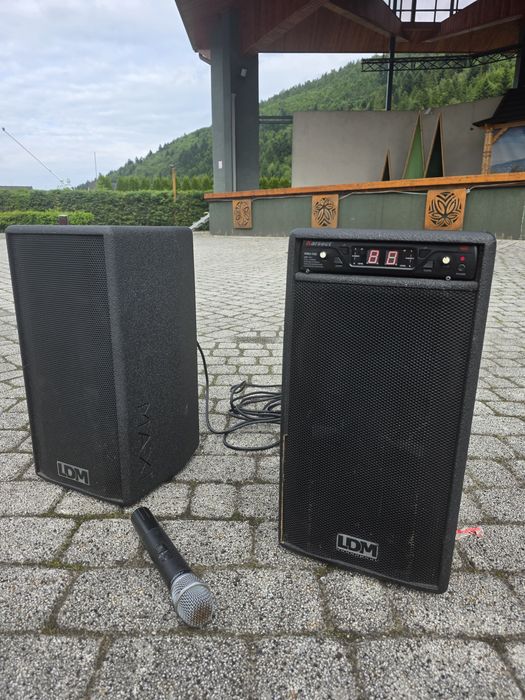 LDM PSS 300 zestaw naglosnieniowy akumulatorowy 2 mikrofony CD USB SD