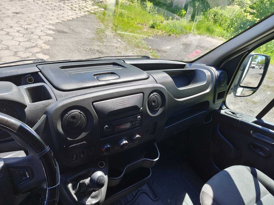 Renault master 2019r. plandeka twincab z windą