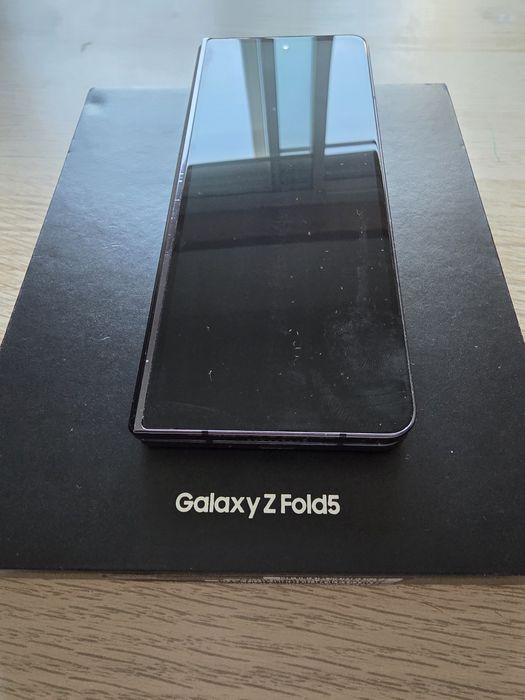 Samsung Galaxy Z Fold5