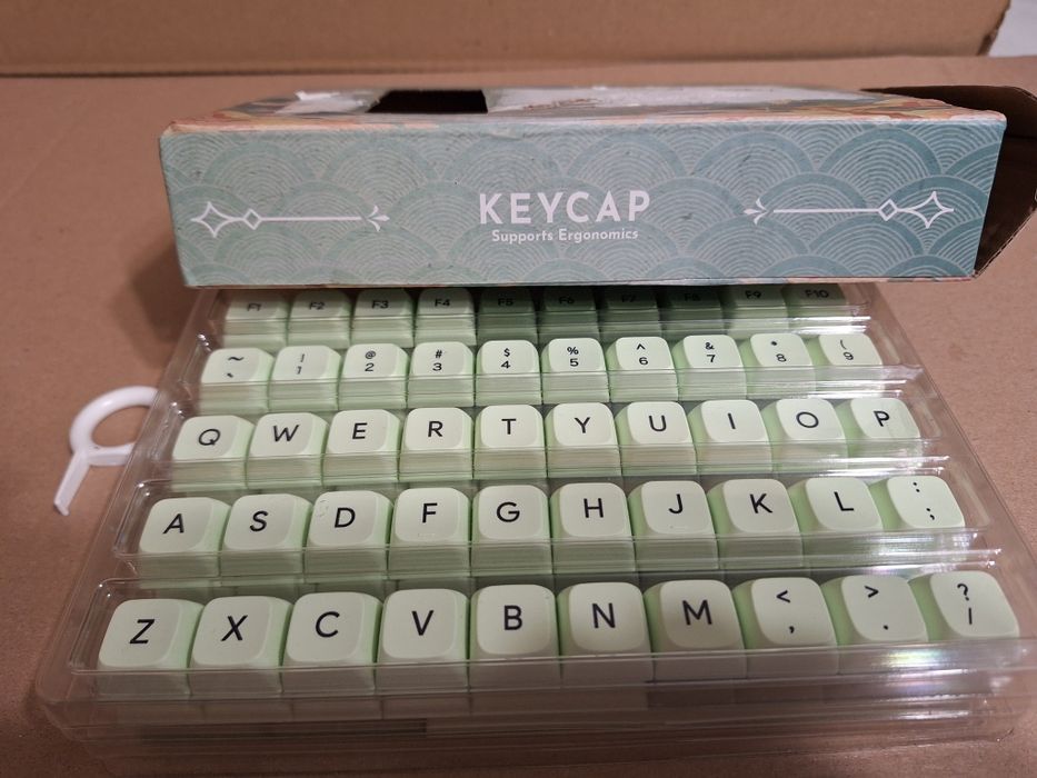 Zestaw nasadek na klawisze keycapsy