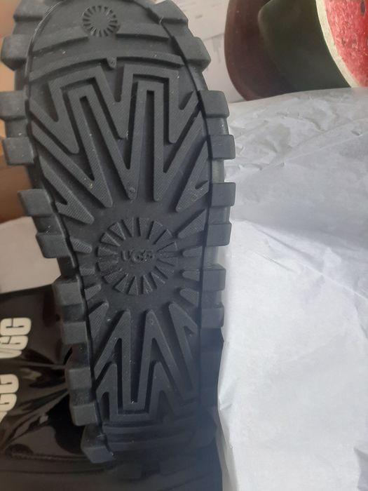 Botas UGG novas em caixa