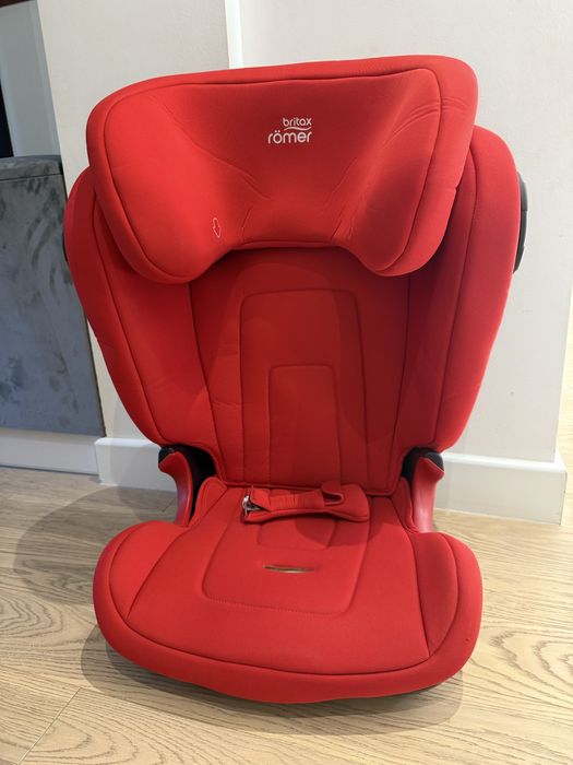 Fotelik samochodowy Britax & Romer Kidfix 2R Cosmos Black 15-36Kg