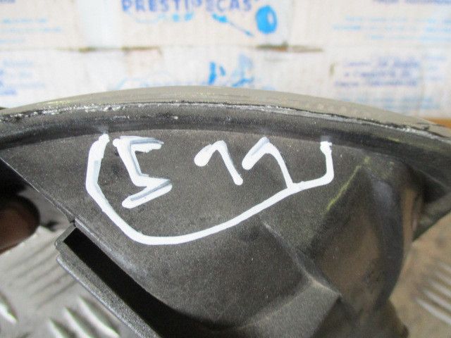 Pisca frente direito VOLKSWAGEN Passat (3A2, 35I)