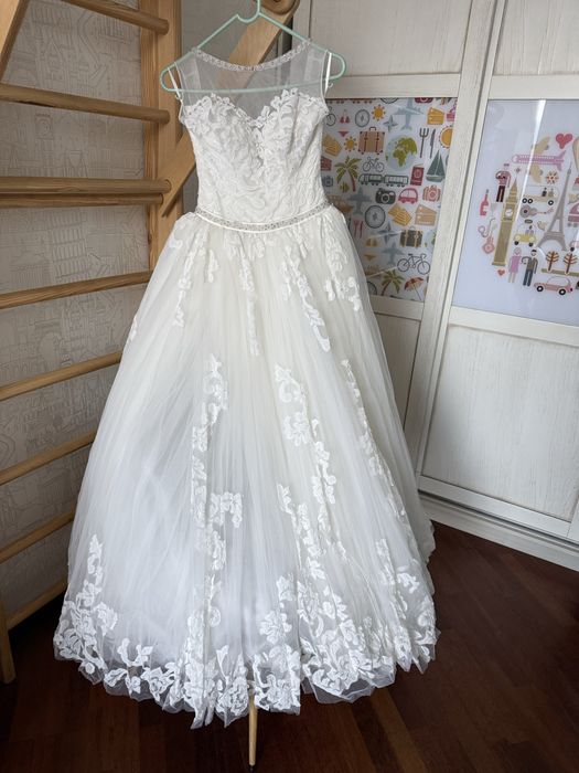 Дизайнерська весільна сукня від Stella Shahovska.