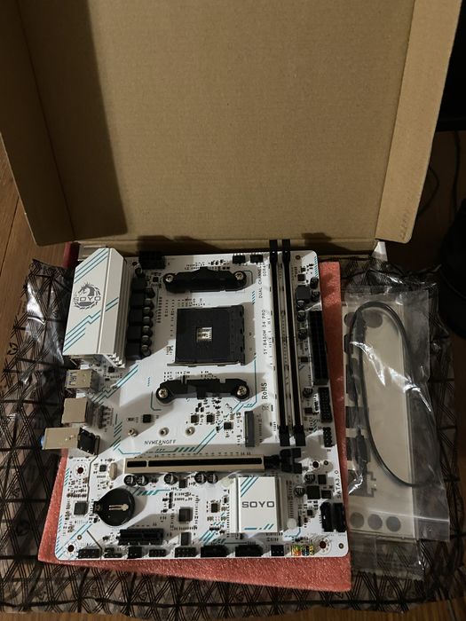 Материнська плата SOYO AMD B450M  DDR4  AM4 NVME