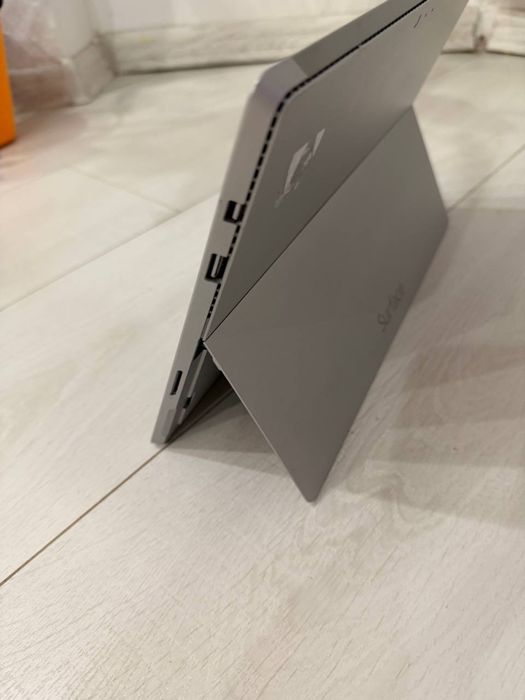 Microsoft Surface Pro 3 4/128gb
