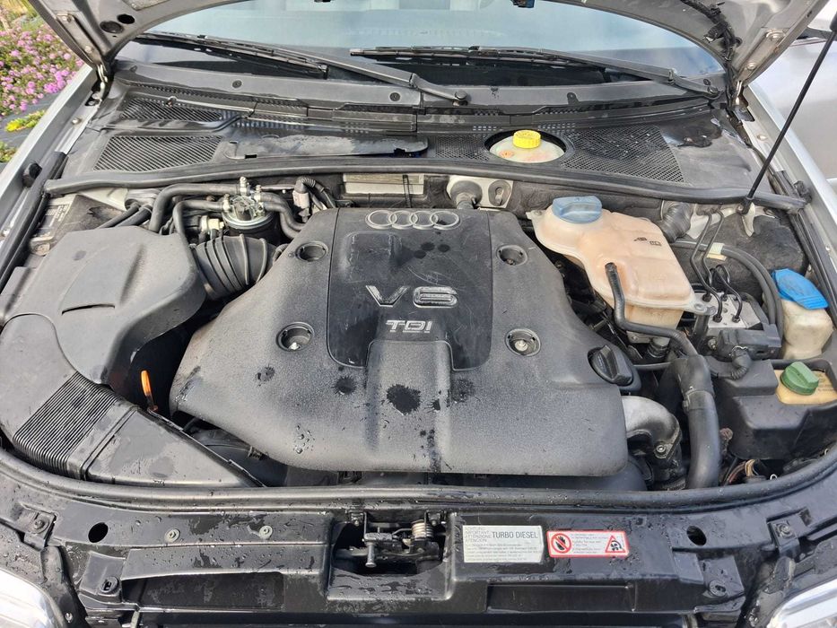 Audi A4 2.5 TD V6 150 cv