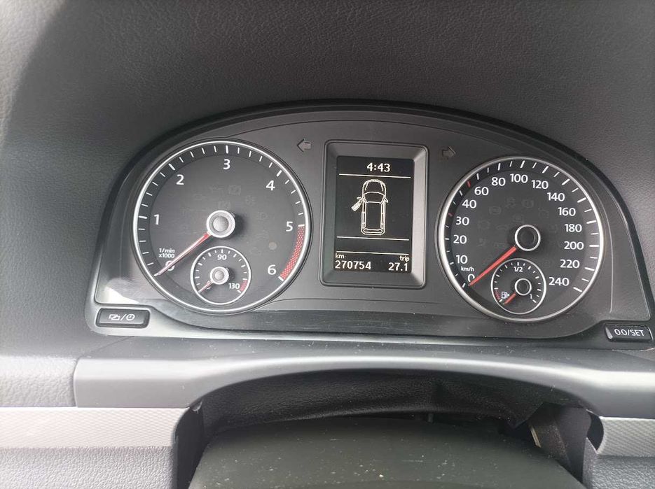 Volkswagen Touran GP2 2.0 TDI Idealny stan 2013r światła LED