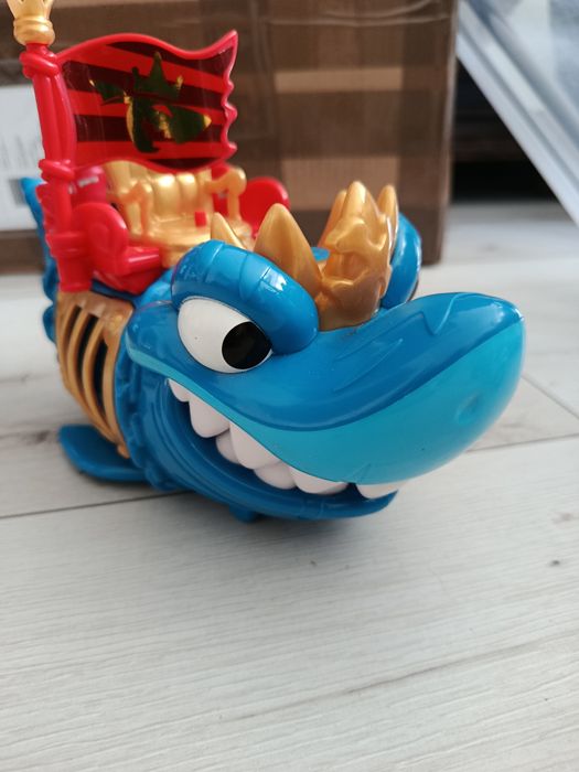 Zabawka Rekin piratix niebieski King shark