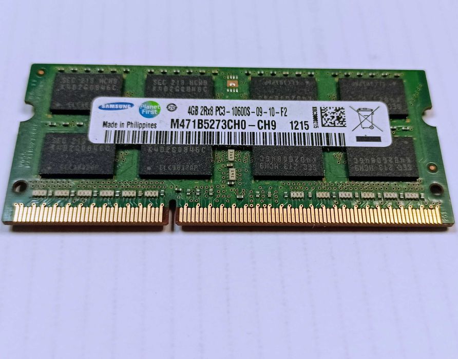 RAM 4 GB Samsung DDR3 PC3-10600S (1333 MHz) SO-DIMM Laptop