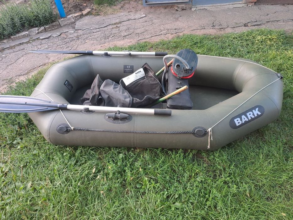 Надувний човен Барк 220