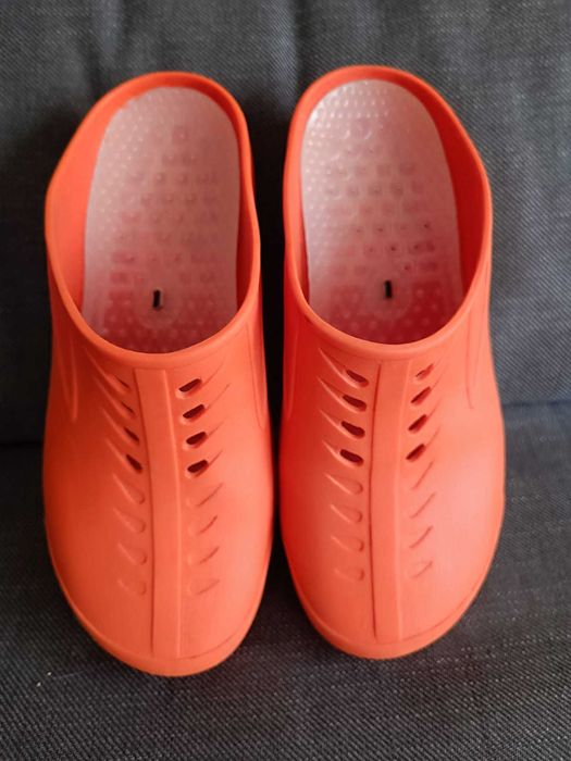 Socas hospitalares laranja tamanho 35/36