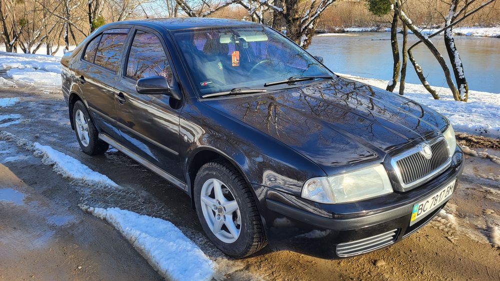 Шкода Октавія Тур 1.6 газ/бензин 2008