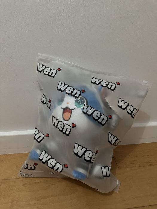 Peluche Wen — Gato Astronauta | Anime/Kawaii | 30x25cm | Lisboa/Faro