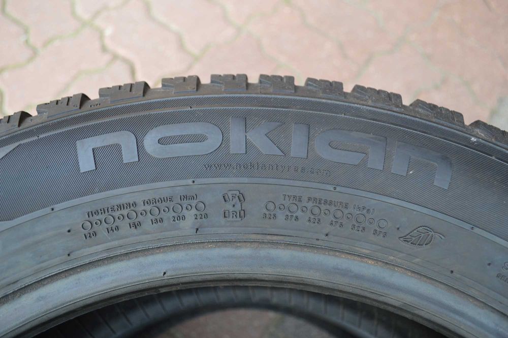 2x 215/60r17c Opony Zimowe NOKIAN 7.2mm 200zł/2sztuki 215/60/17C