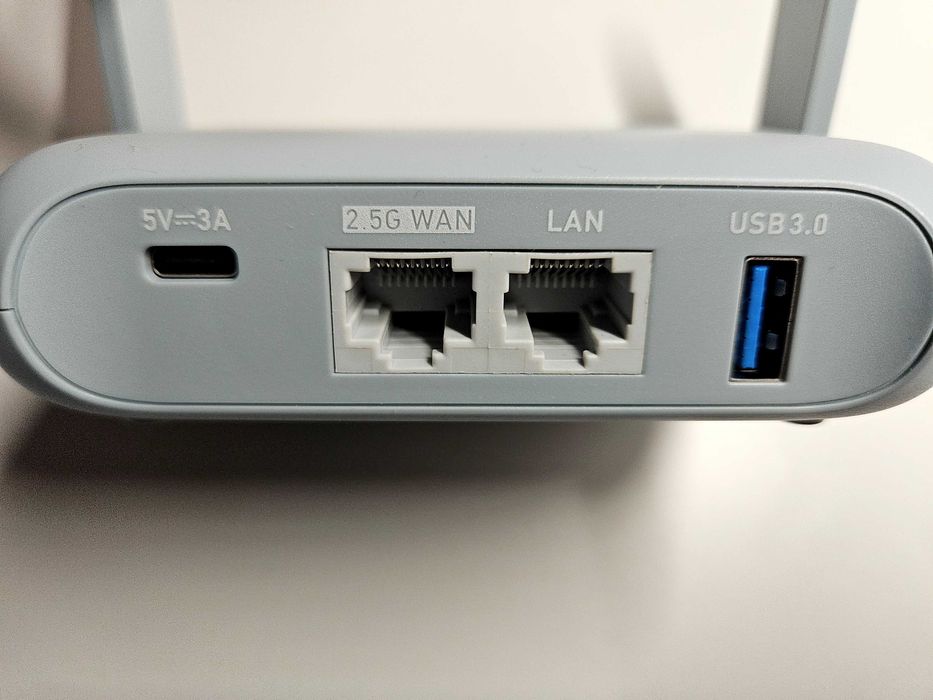 GL-iNet Beryl AX (GL-MT3000) Wi-Fi 6 Travel Router