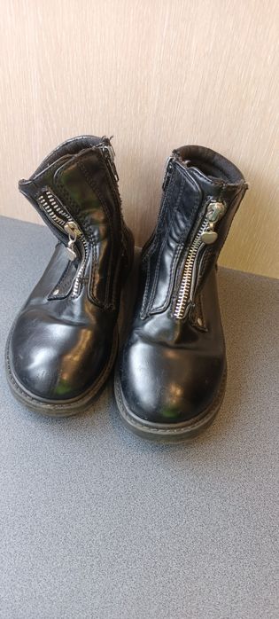 2 pary butów 29 i 30 dodatkowo