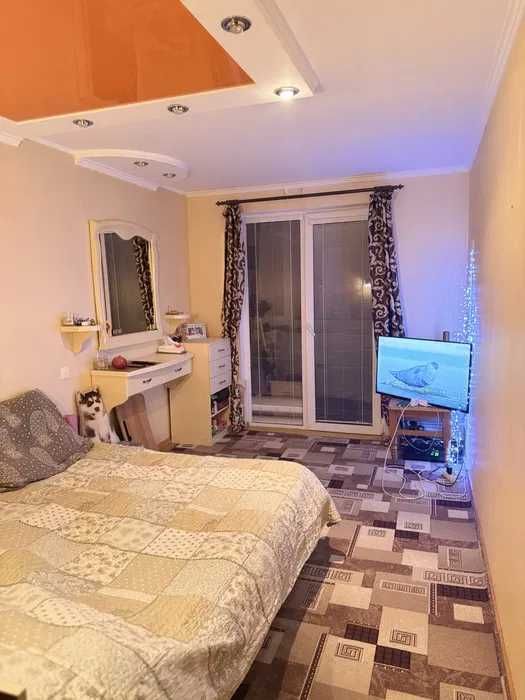 Продаж 3-кім квартири Митниця, вул. Нижня Горова