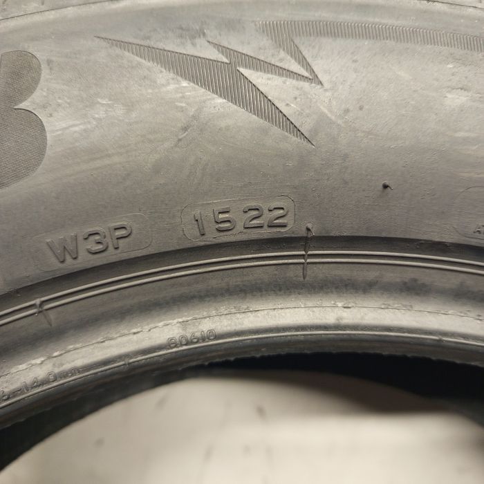 225/60R18 Bridgestone Blizak Lm 005
