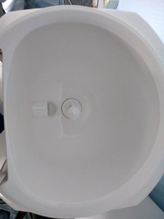 Роздавальник для води кулер