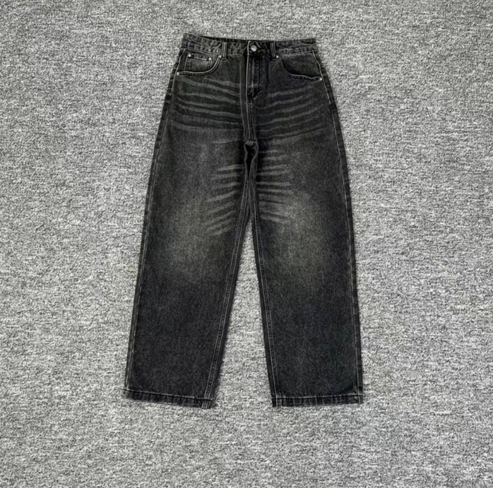 Джинси Derschutze.