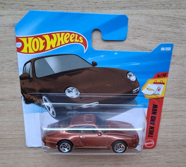 Hot wheels 96 Porsche Carrera - then and now