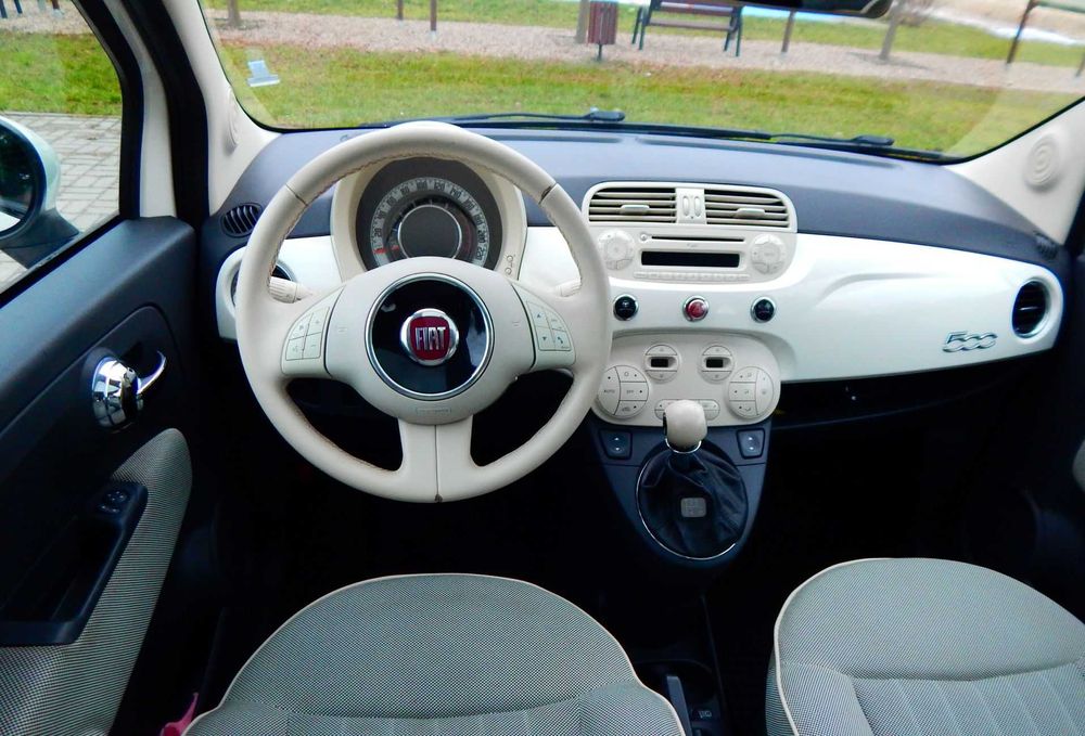 Fiat 500 1.2 Lounge 2014 bogata wersja biały środek bezwypadkowy
