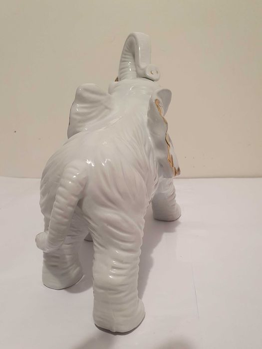 Duża ladna figurka słoń porcelana biały 22.5x 26x 11cm