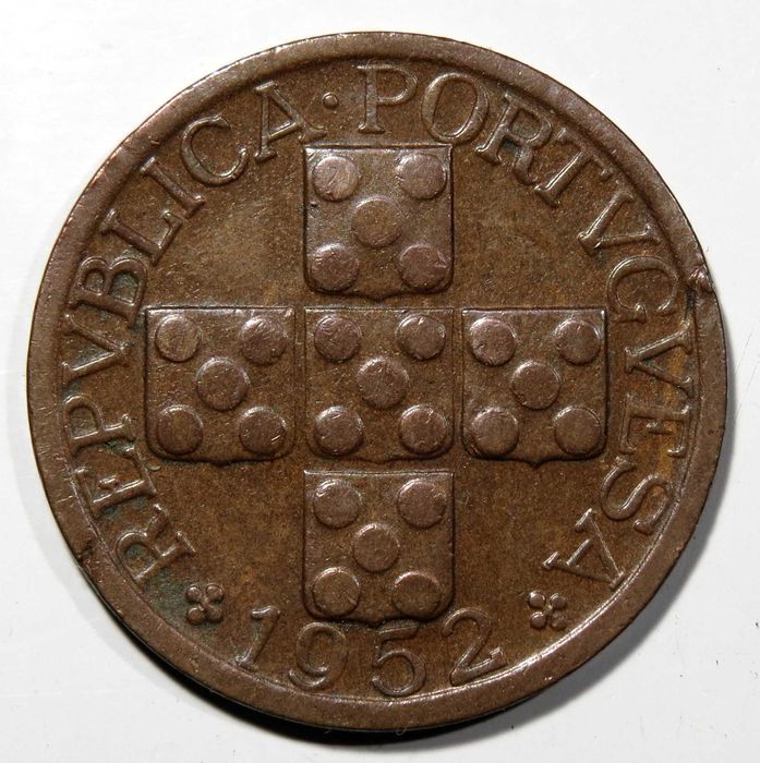 Moeda Republica - XX Centavos 1952 - MBC "Escassa"