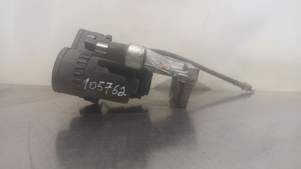 Pinça travão / maxila de travão trás esquerda MAZDA MX-30