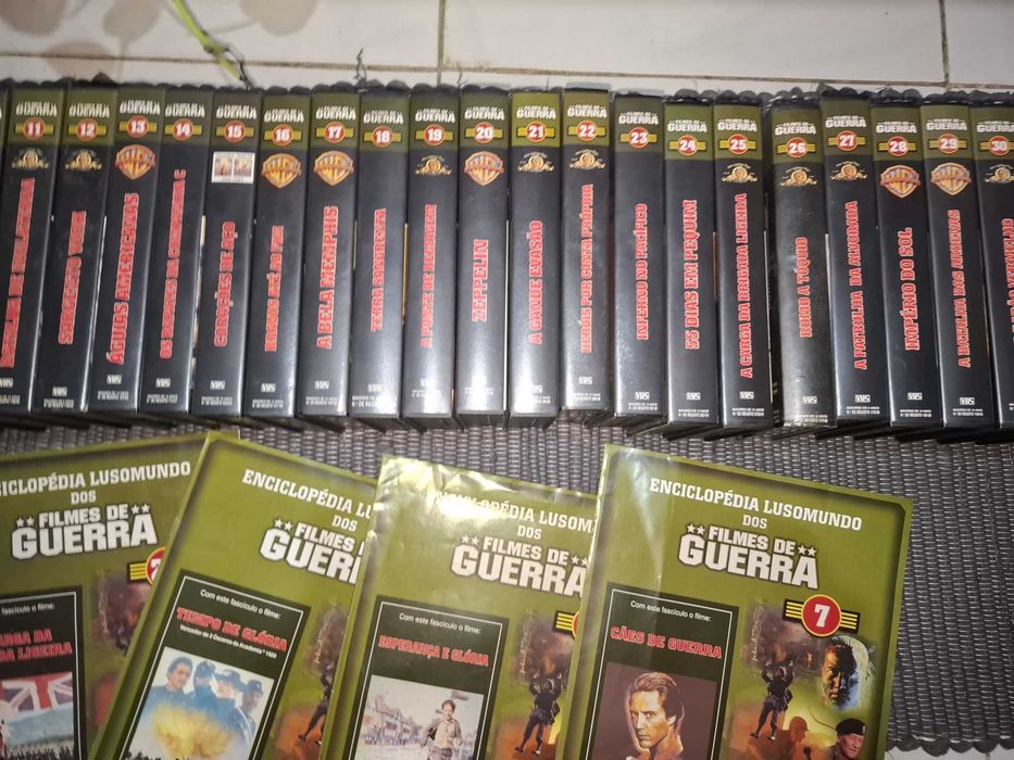 RARIDADE Coleção Completa VHS Enciclopédia Lusomundo Filmes de Guerra 35 Cassetes