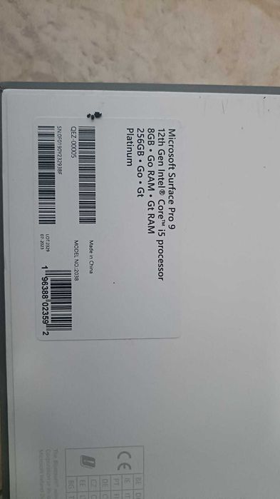 Tablet surface pro 9