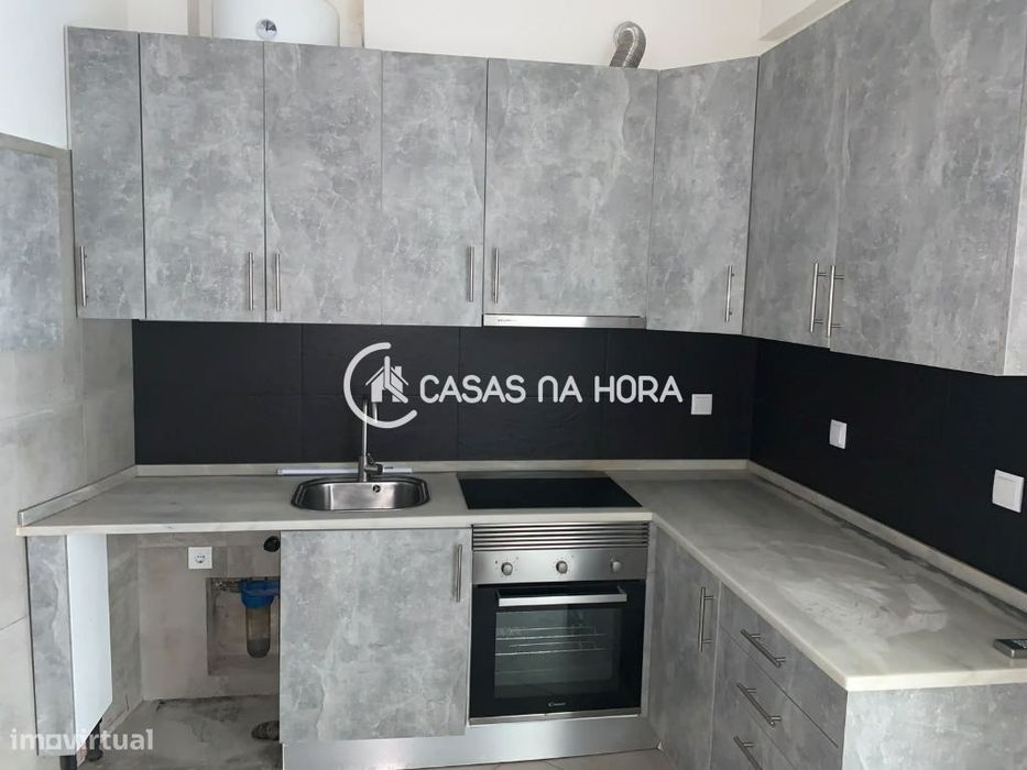 Apartamento T1 Charneca da Caparica