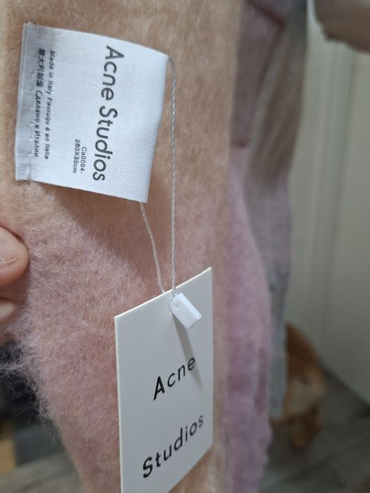 Acne studios szalik cudo