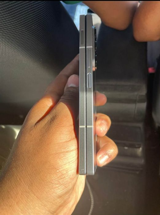 Samsung Z fold 6