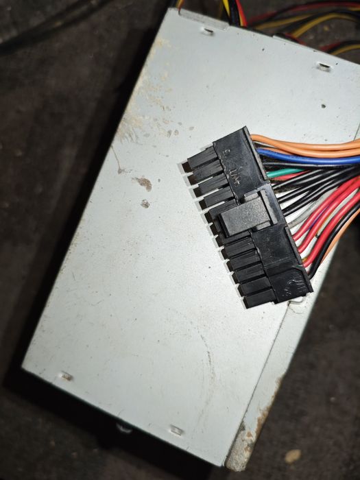 Продам  БП delta computer 600w
