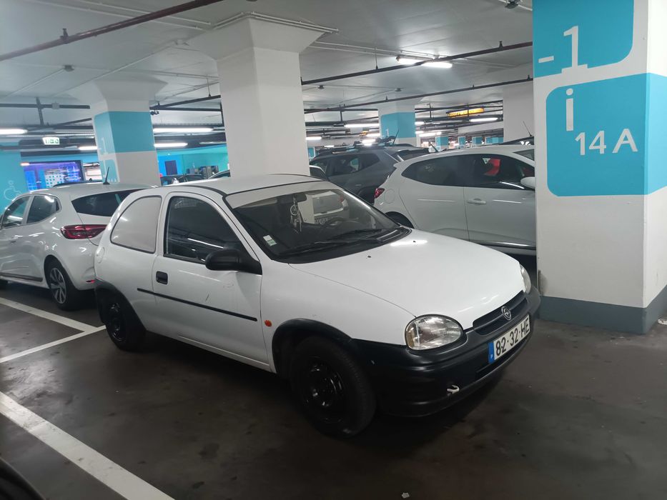 Opel Corsa B Comercial 1.7 de 1996 Branco